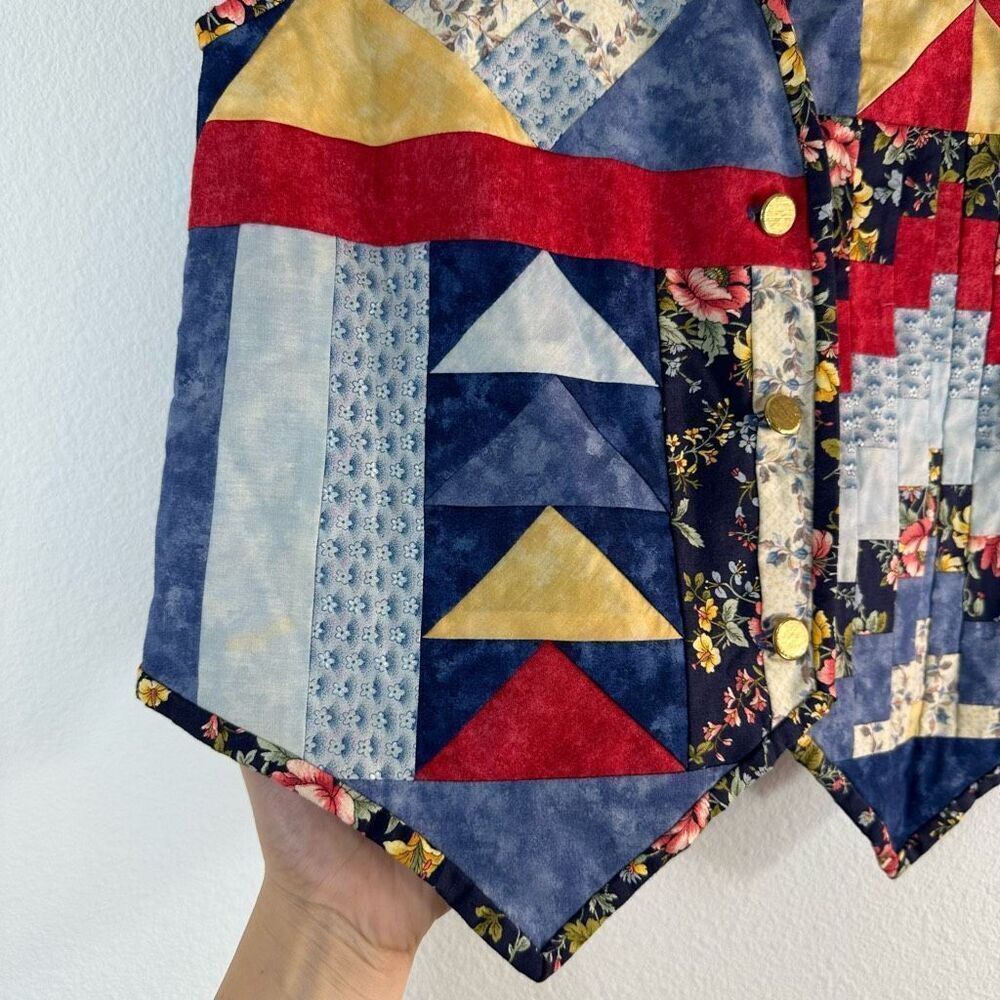 Vintage Inspo Boho Quilted Patchwork Vest Handmade GrannyCore Small Medium - Picture 3 of 5
